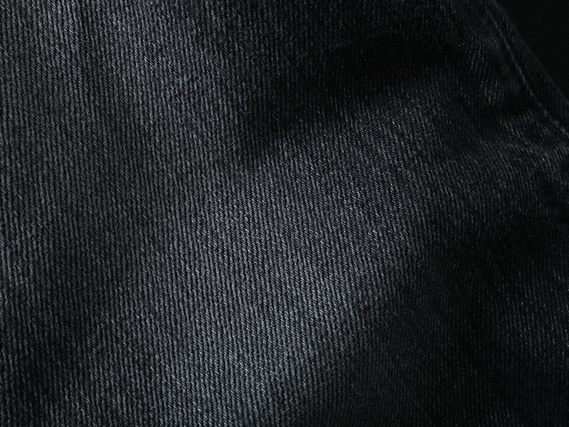 BLACK SELVEDGE JEANS Aging Wash Fabric Closeup