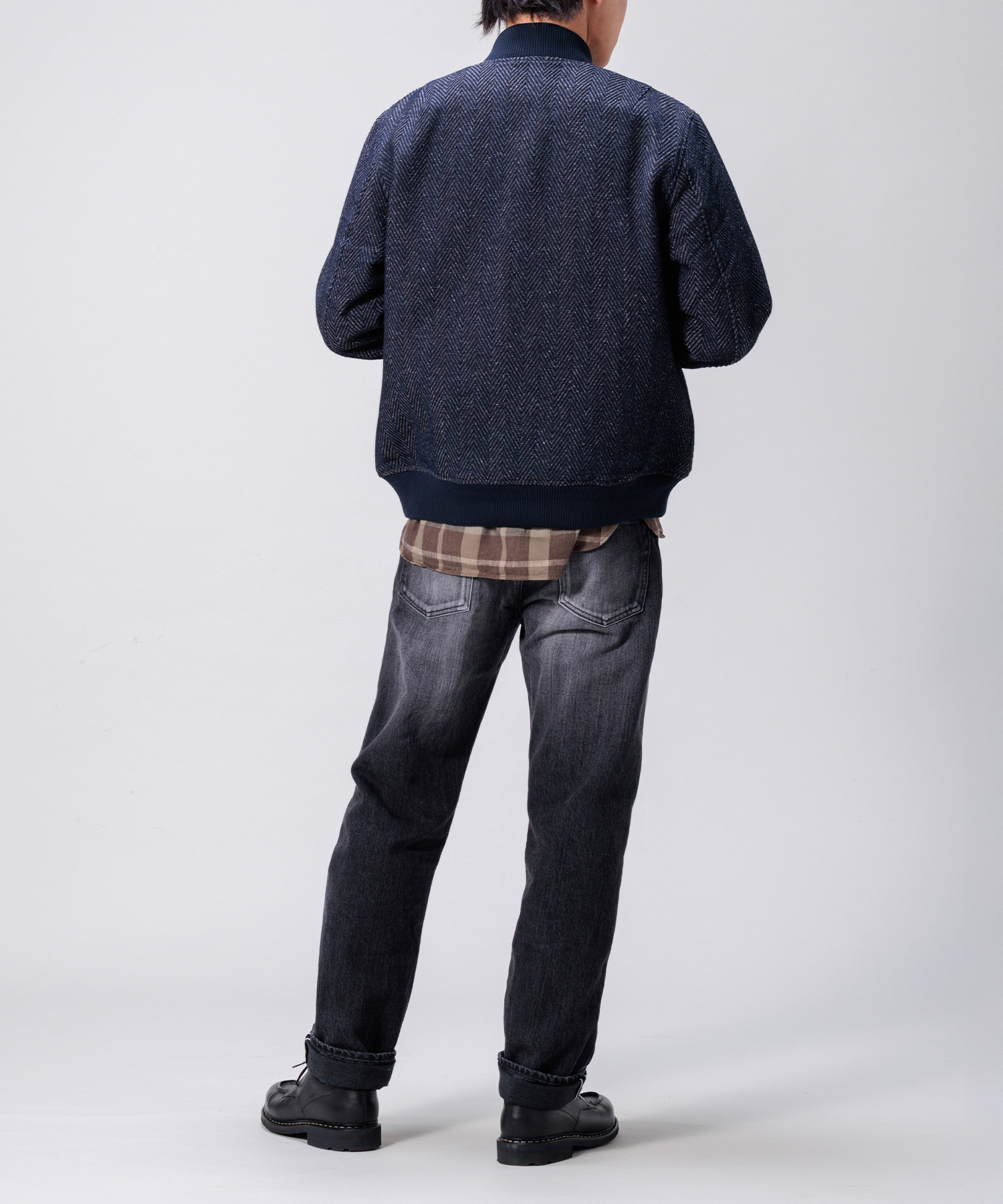 Herringbone Tweed Denim Bomber Jacketスタイリング写真5